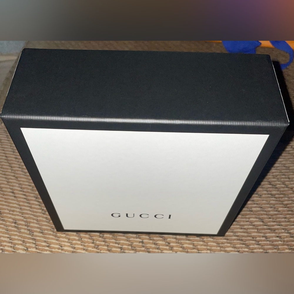 Gucci Box - Picture 2 of 2